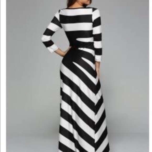 Long Fashion Dress - Picture 5 of 8